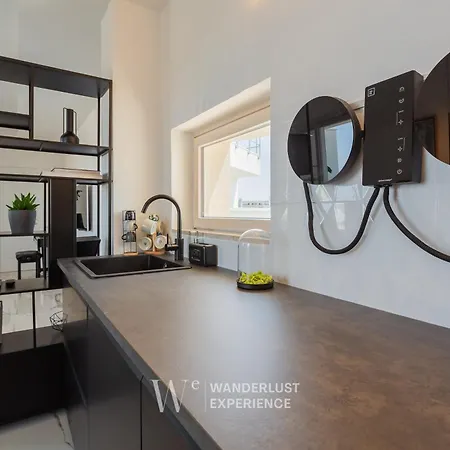 Wanderlust Experience Zenith Rooftop *